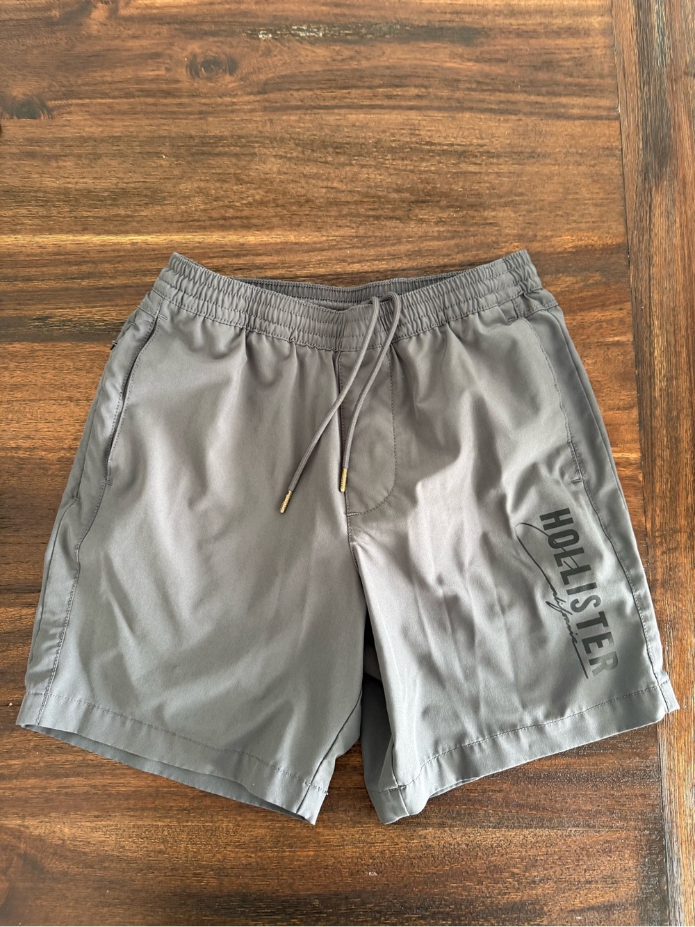 Hollister Everyday 7” Shorts Gray XS